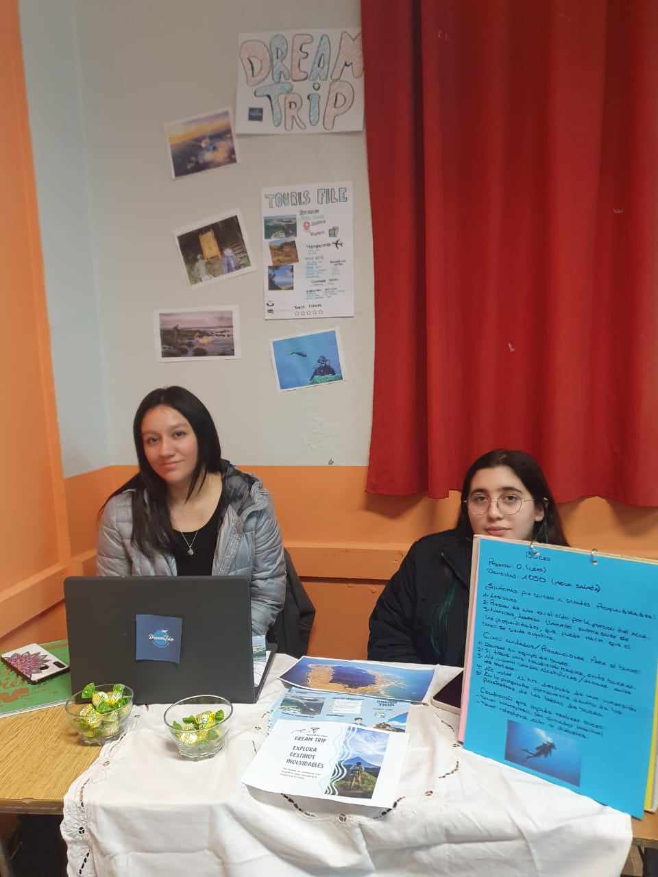Exposición de productos finales de 2° nivel medio, proyecto “Ciudadanía y diversidad cultural” Subproyecto N°1:  Agencia de viajes